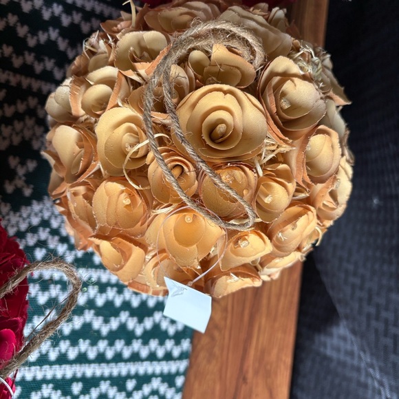 Christmas kissing balls - Picture 6 of 11